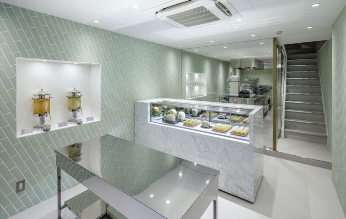 melon and roman Kagurazaka